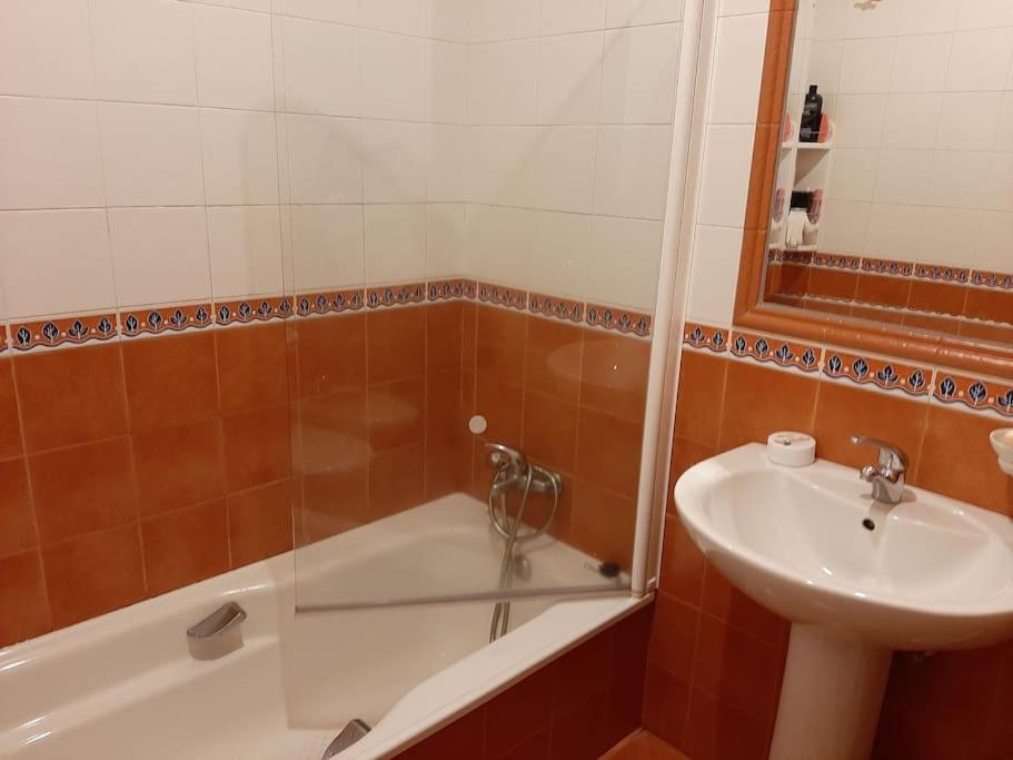 Lhamo Mandala House Villa Pontevedra Dış mekan fotoğraf